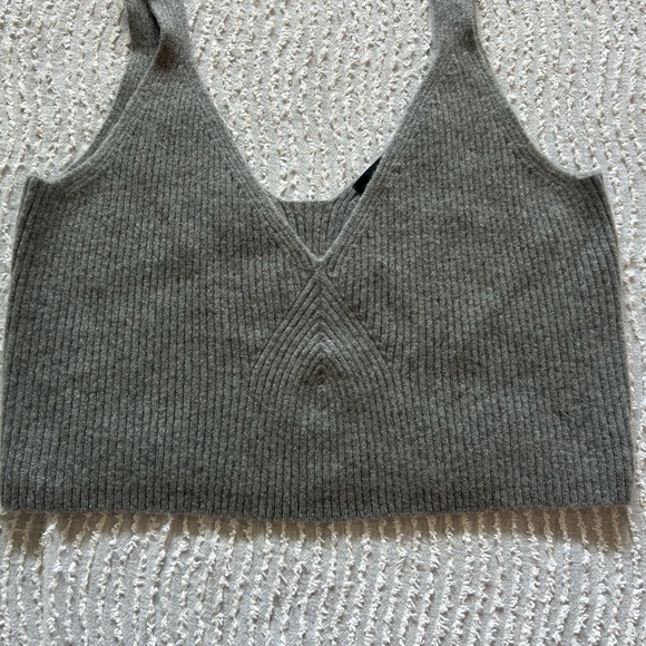 J Crew Cashmere Sweater Top Tank Top Crop Grey Gray Size XL Knit - Picture 2 of 10